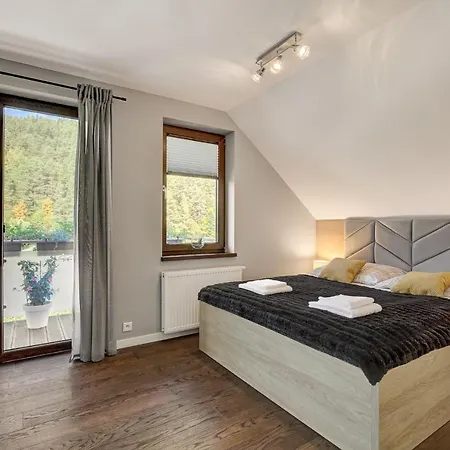 7 Tatra Glamp - Sieć Noclegowa Tatra Glamp Apartament Roztoka Wielka